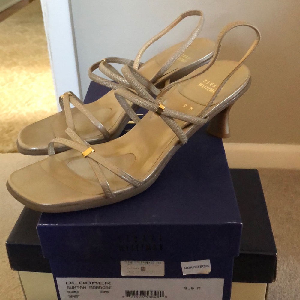 Women’s shoes